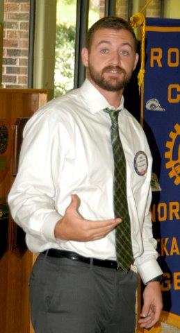 Erik Willanzheimer gives his classification speech sm.jpg